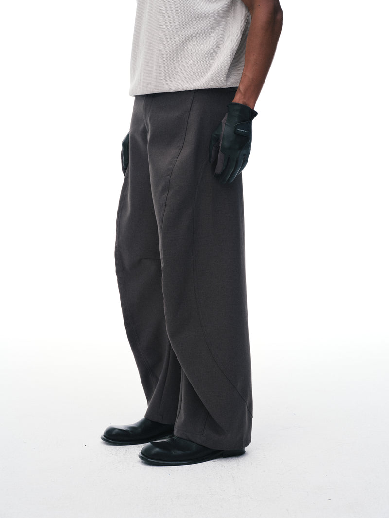 Pantalones de paneles plegados