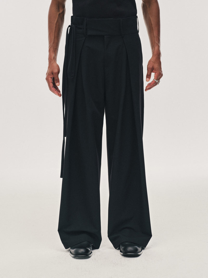 Pantalones drapeados