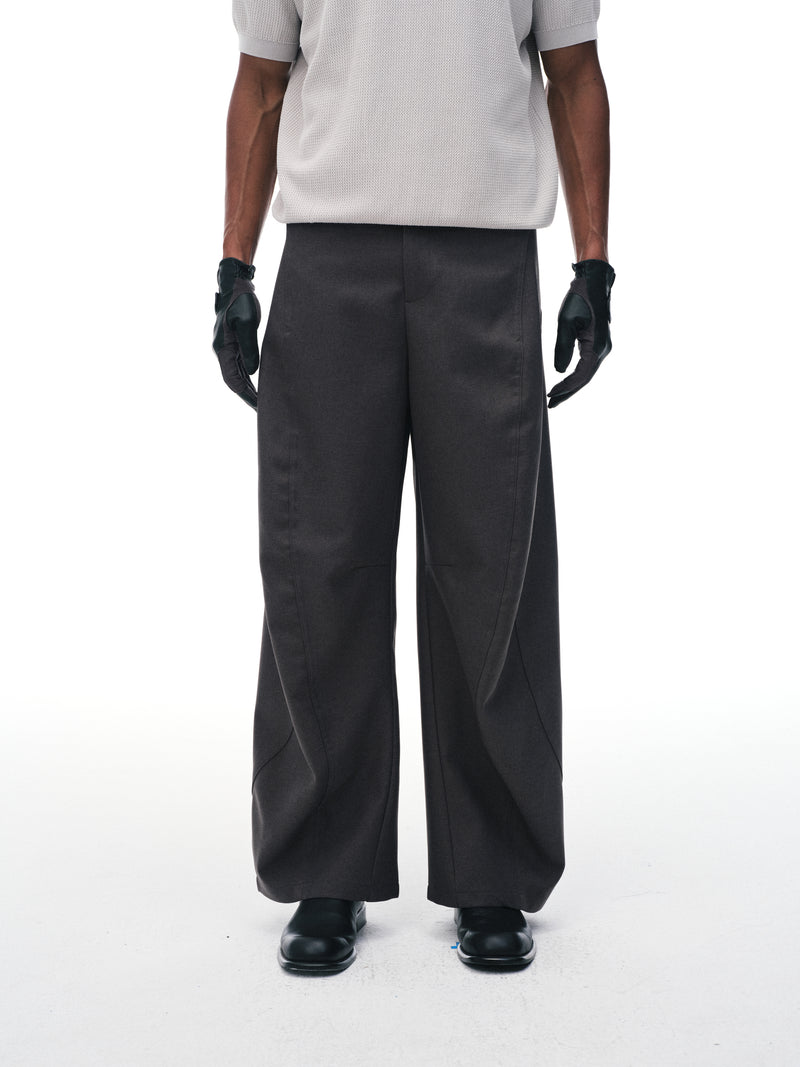 Pantalones de paneles plegados