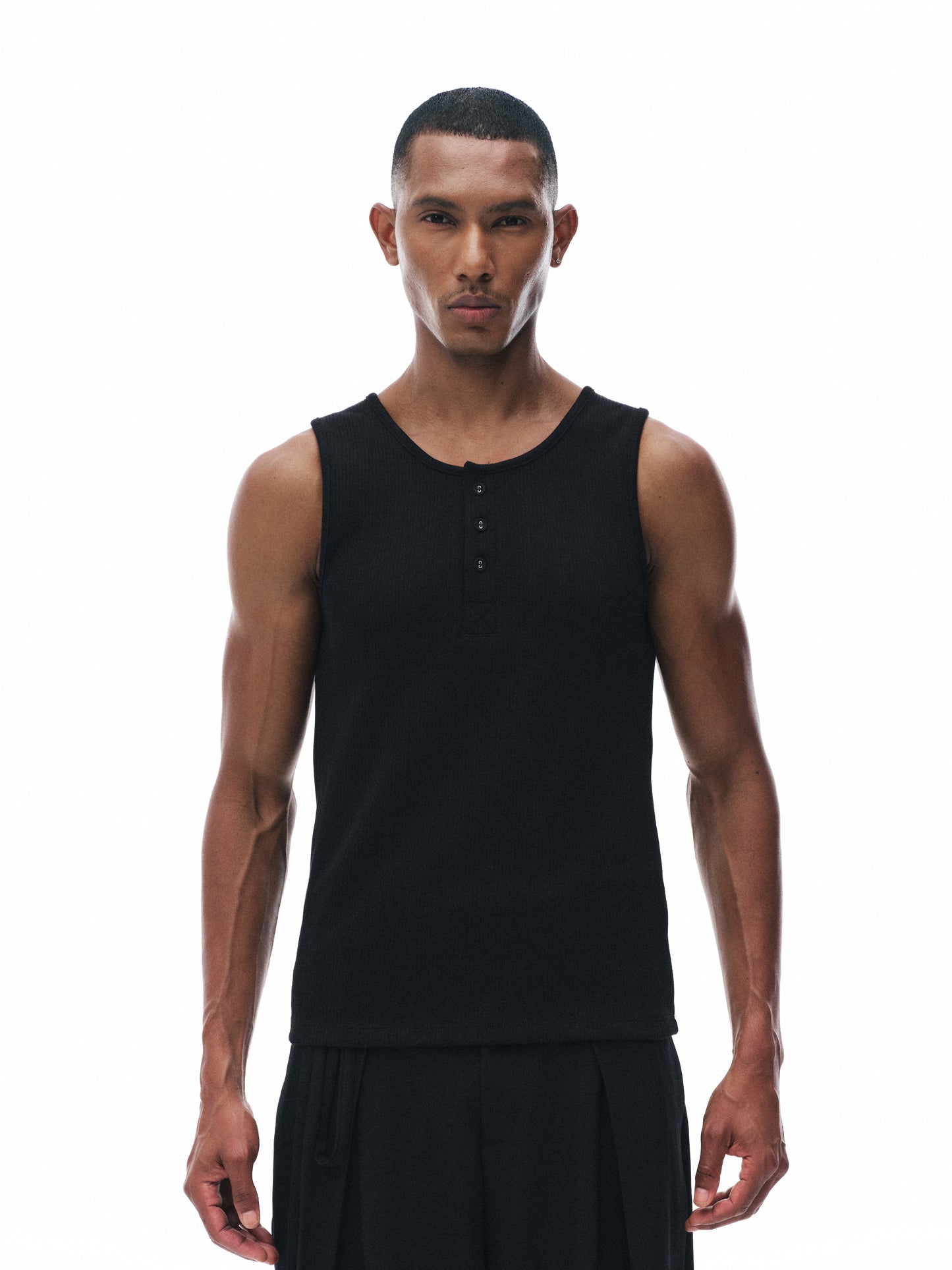 Henley Tank