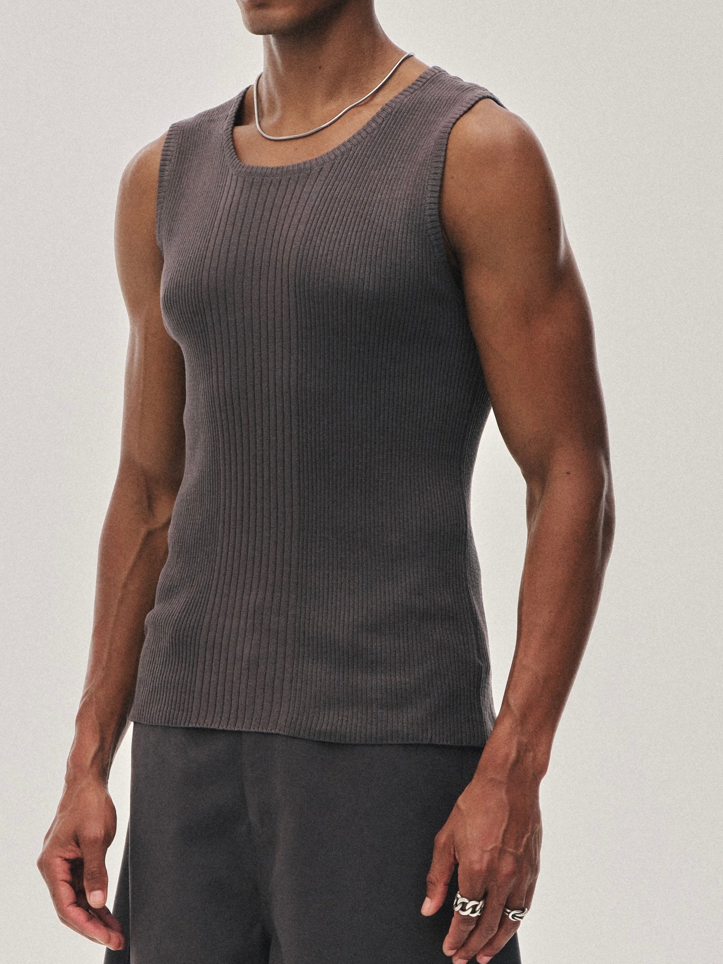 Rib Tank 01