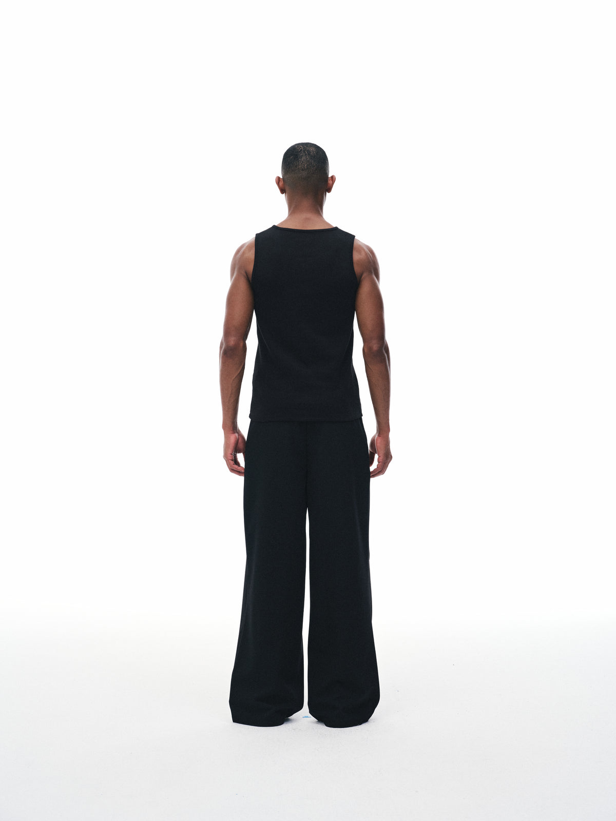 Henley Tank