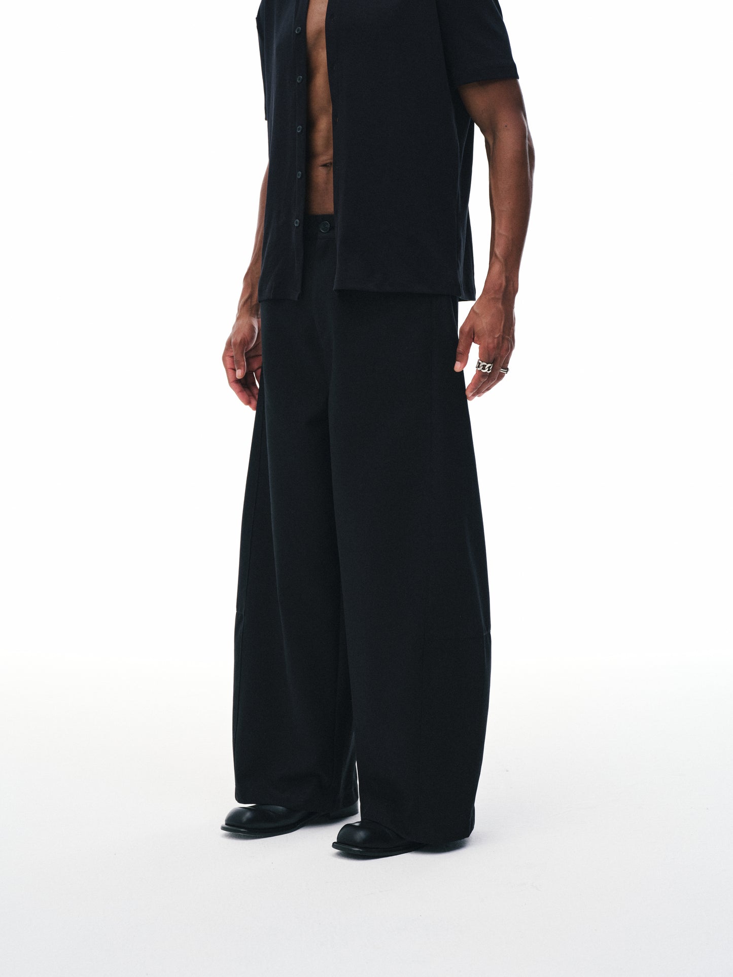 Line Wide Trousers