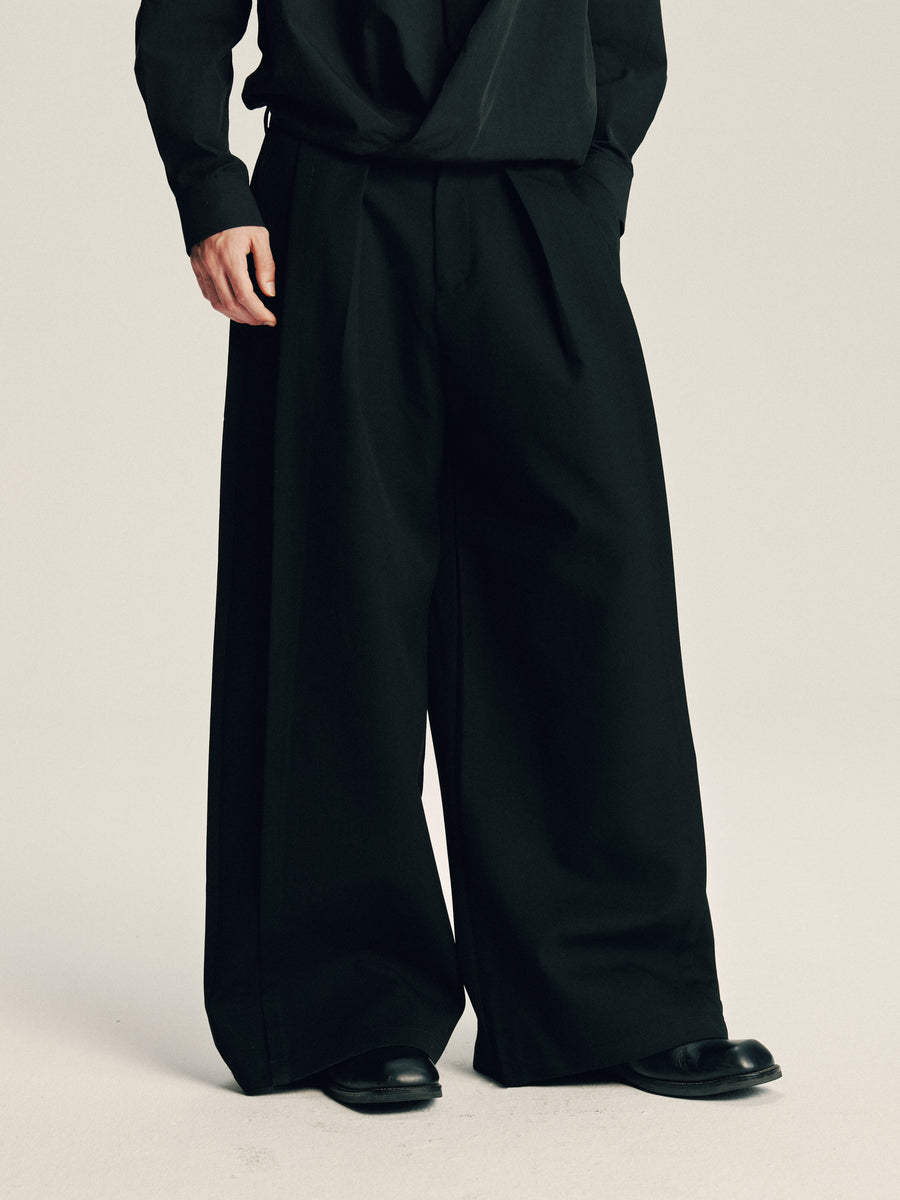 Wide Pleat Trousers detail