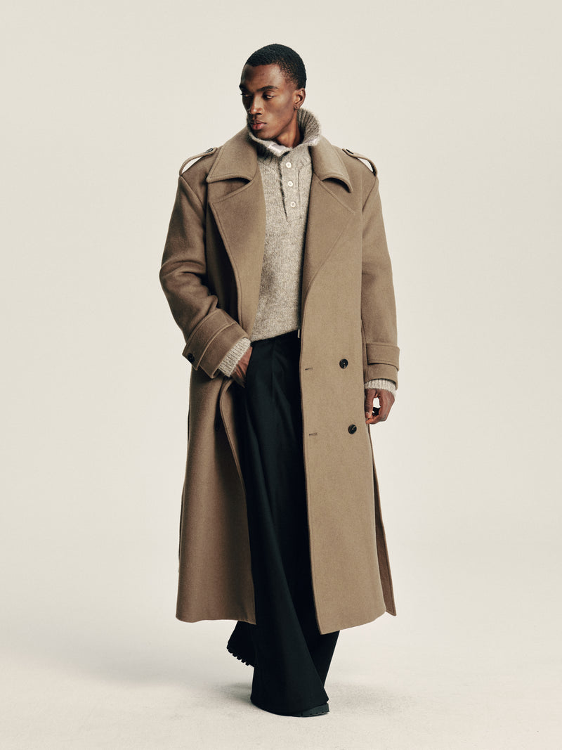 Outline Wool Coat