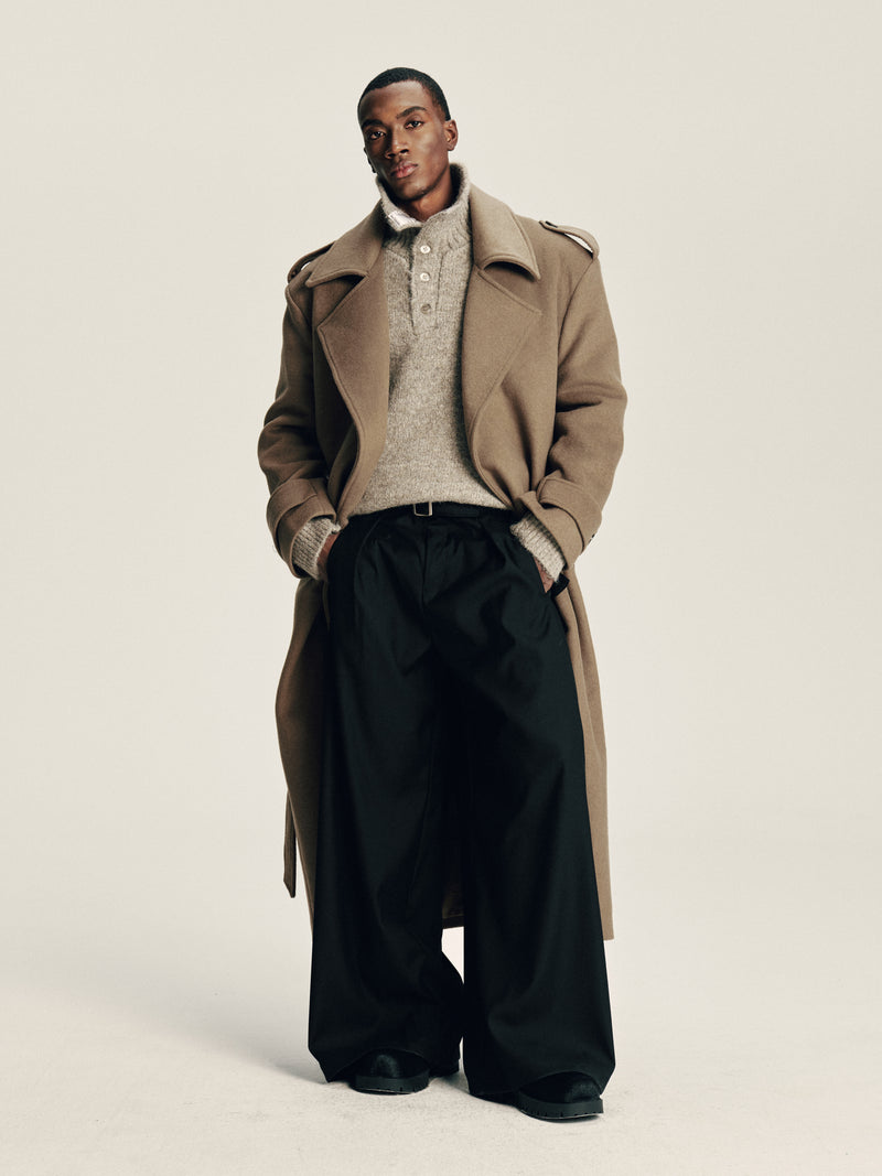 Outline Wool Coat