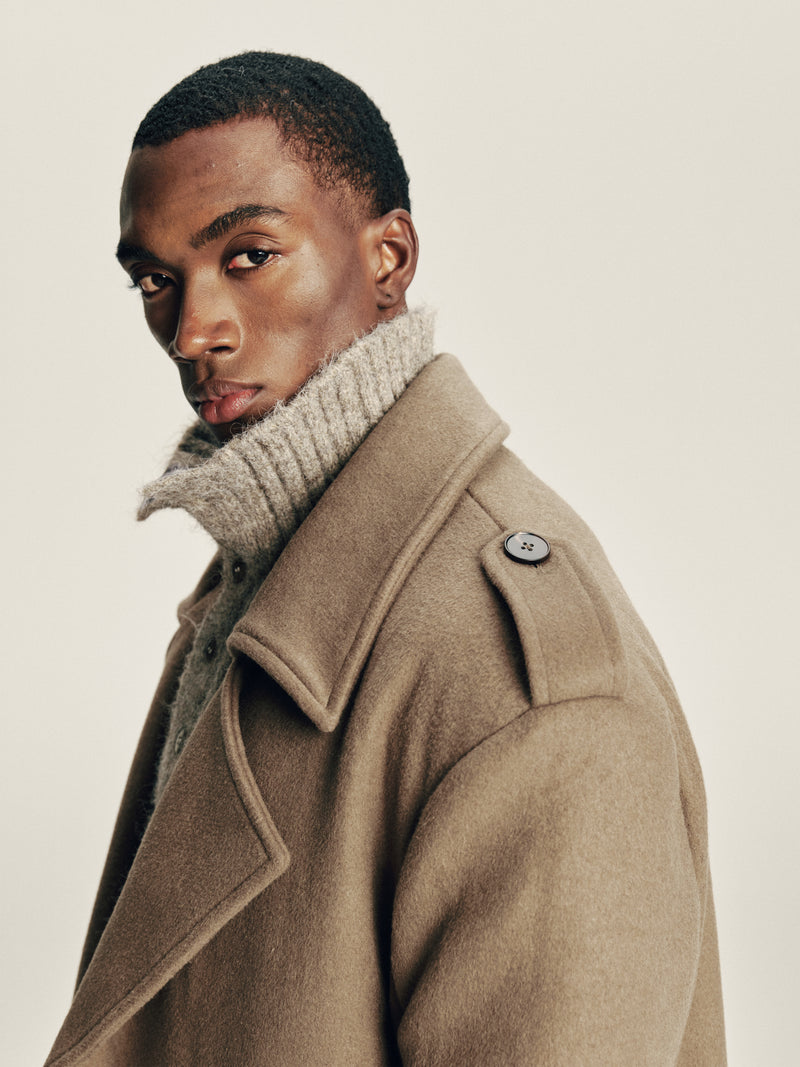 Outline Wool Coat