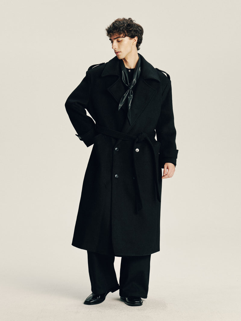 Outline Wool Coat