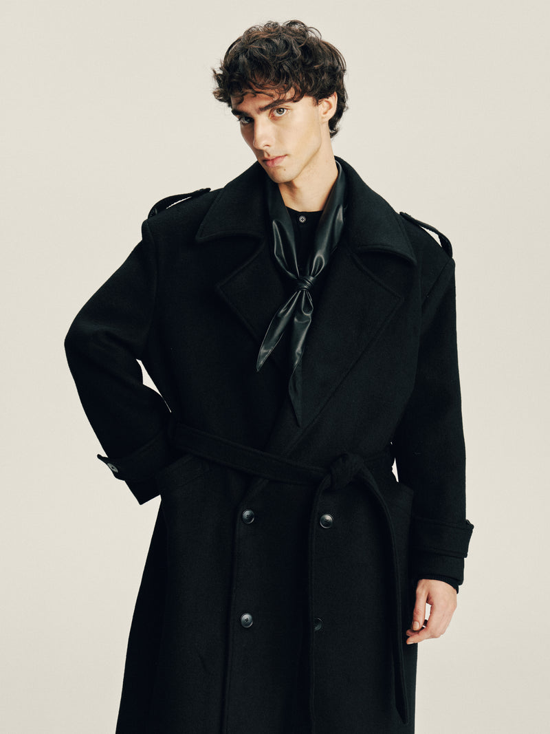 Outline Wool Coat