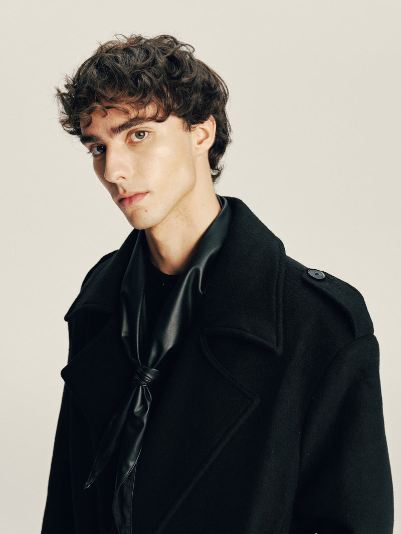 Outline Wool Coat