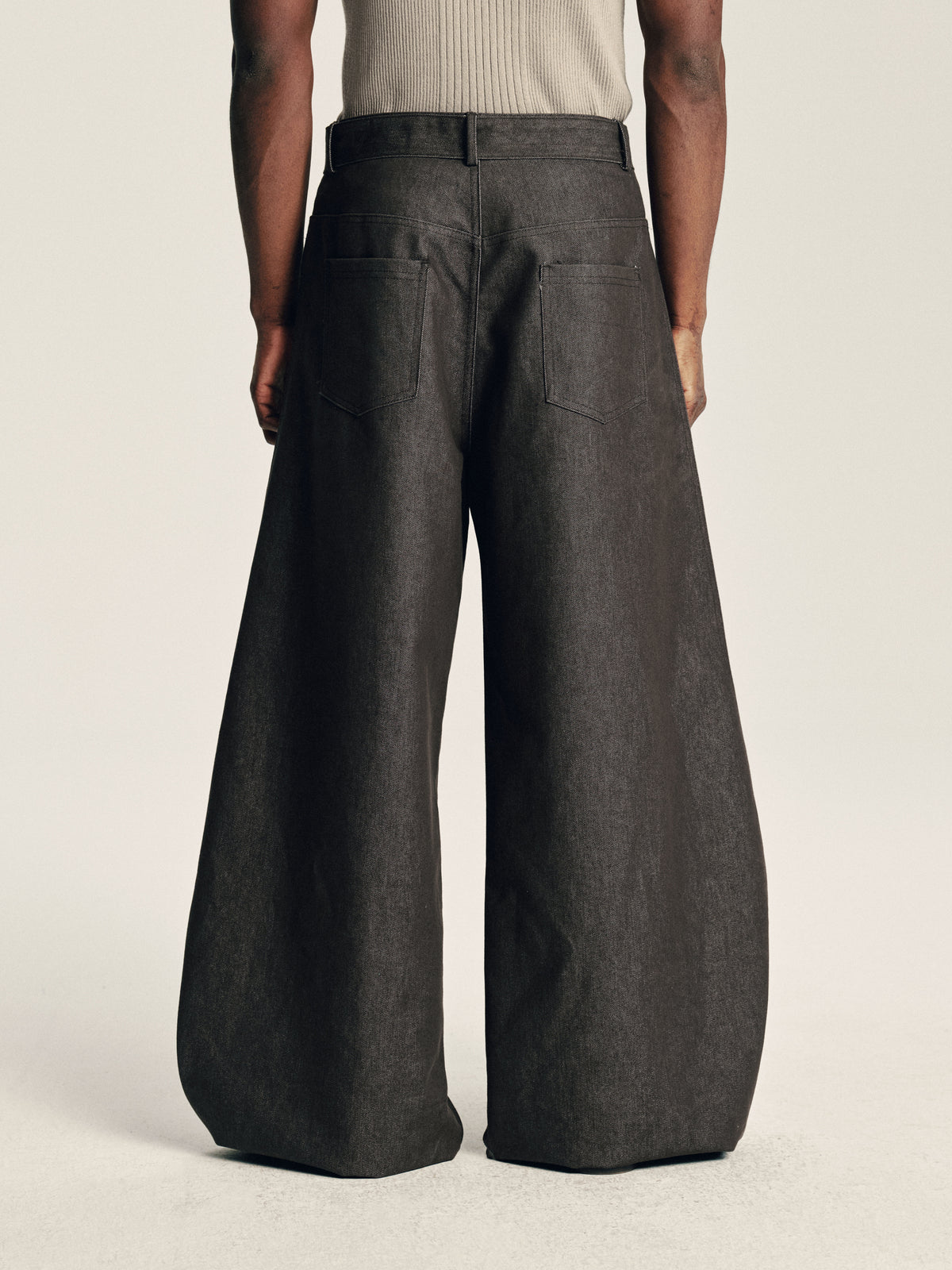 Curved Seam Trousers