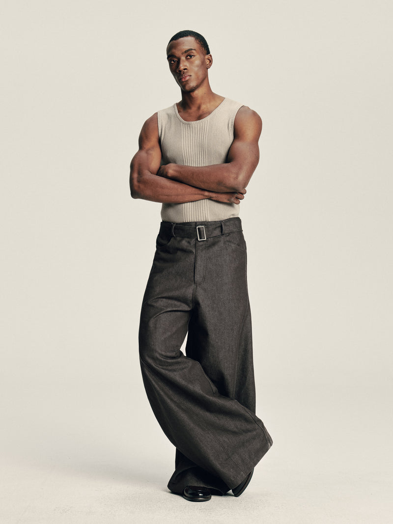 Curved Seam Trousers