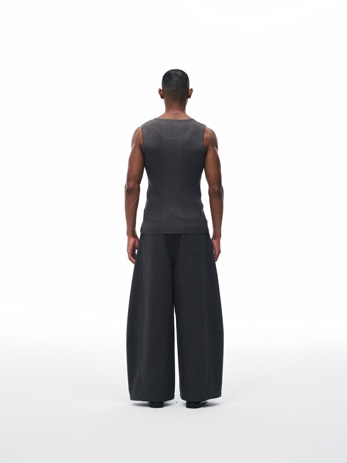 Rib Tank 01