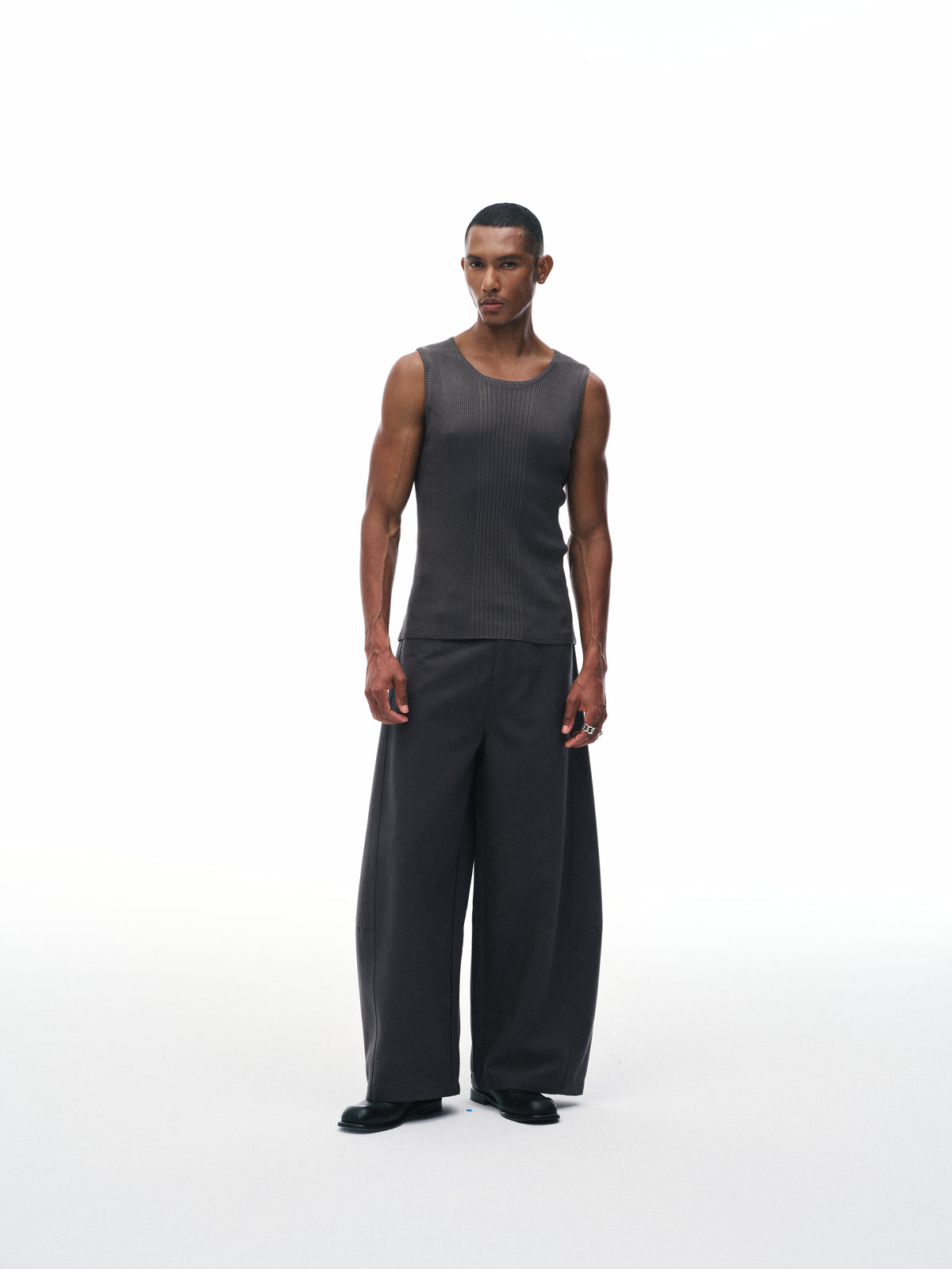 Rib Tank 01