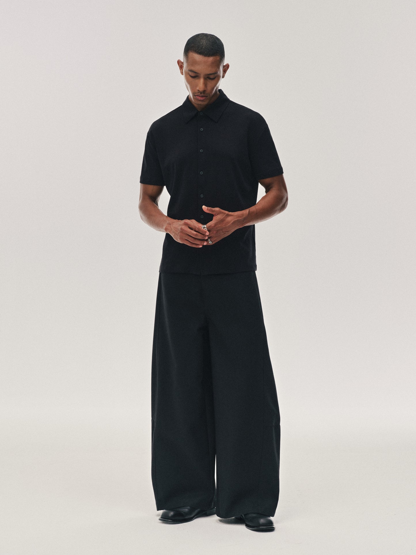 Pantalones anchos de línea