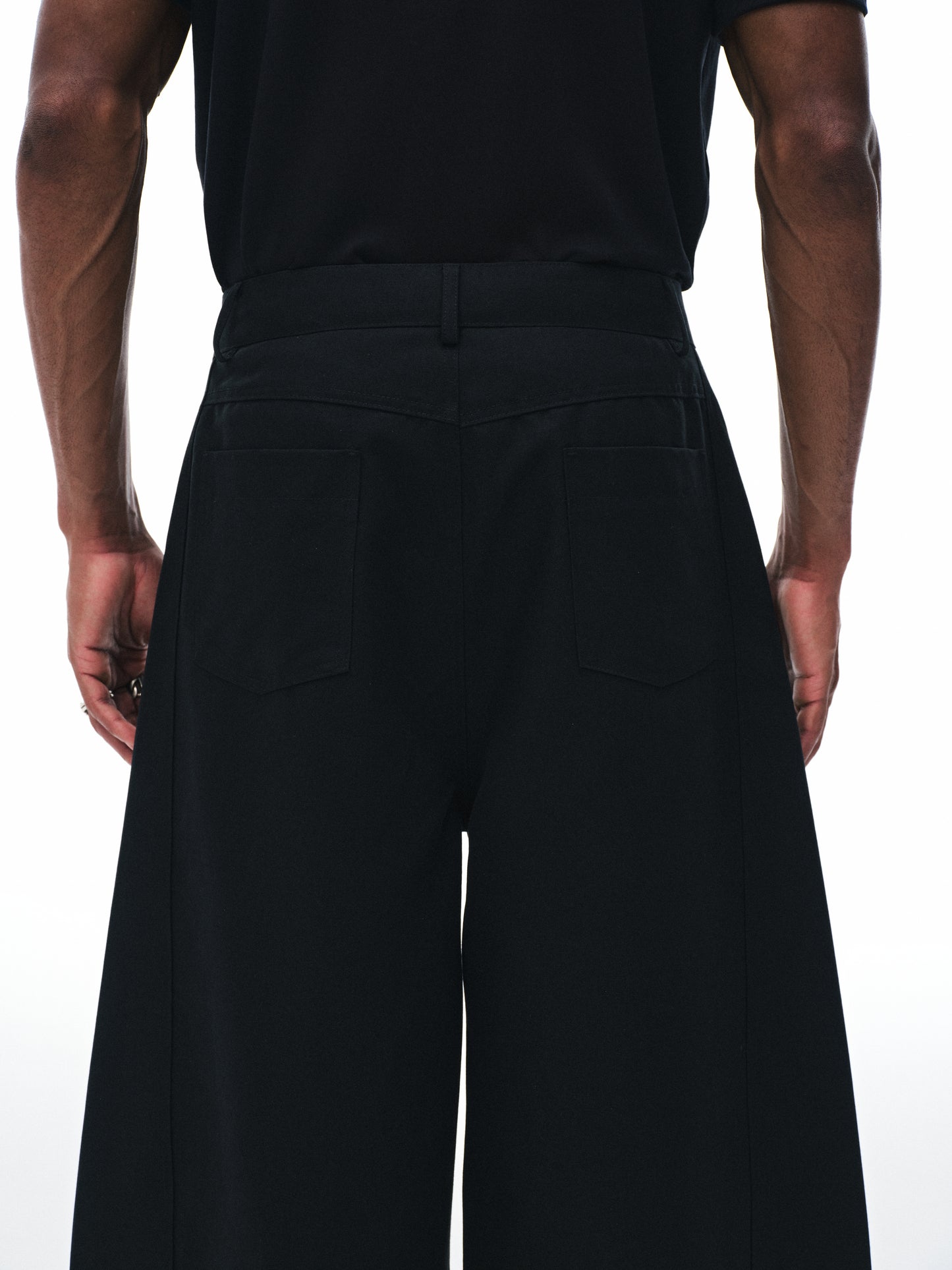 Line Wide Trousers