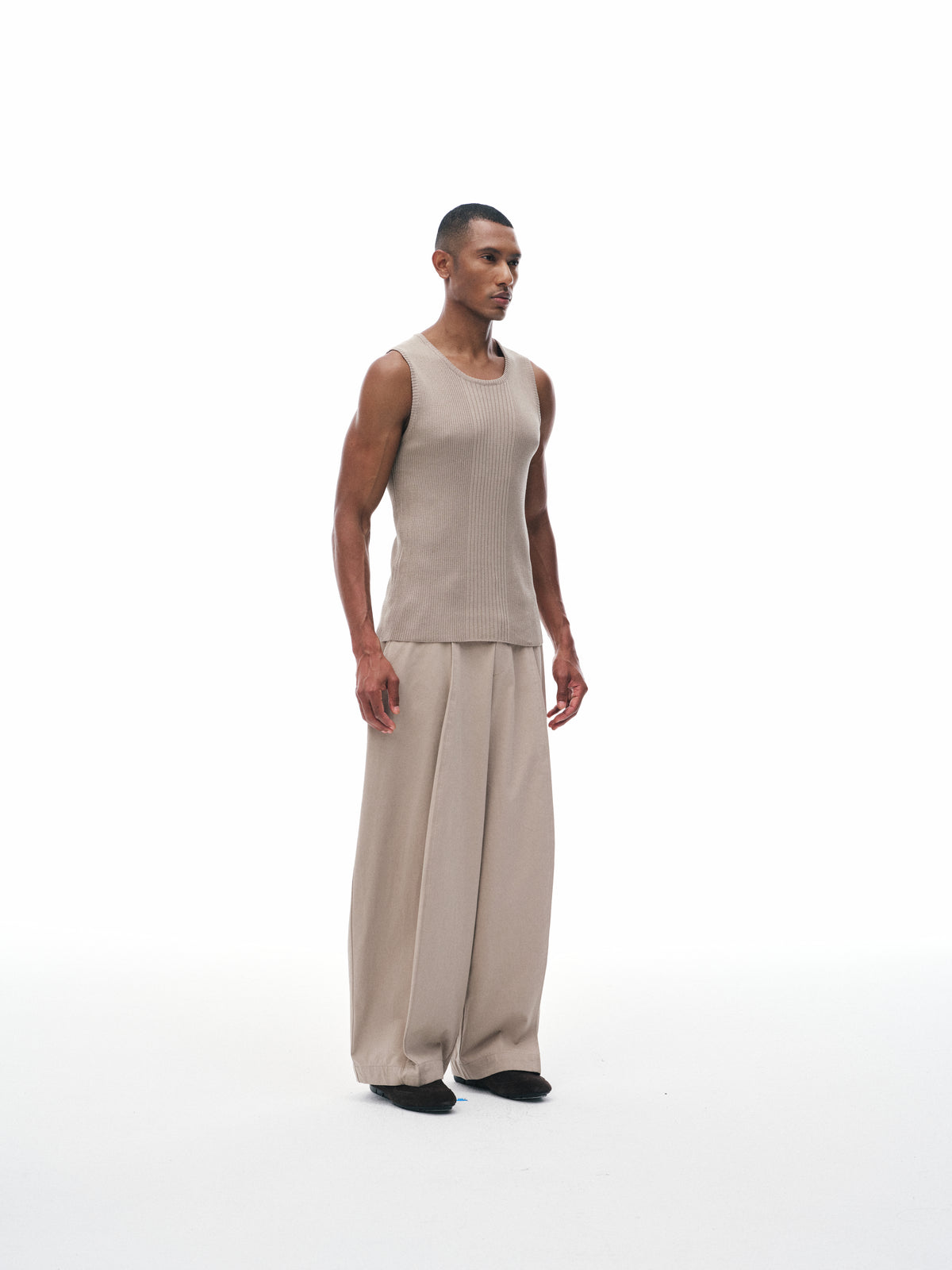 Rib Tank 01
