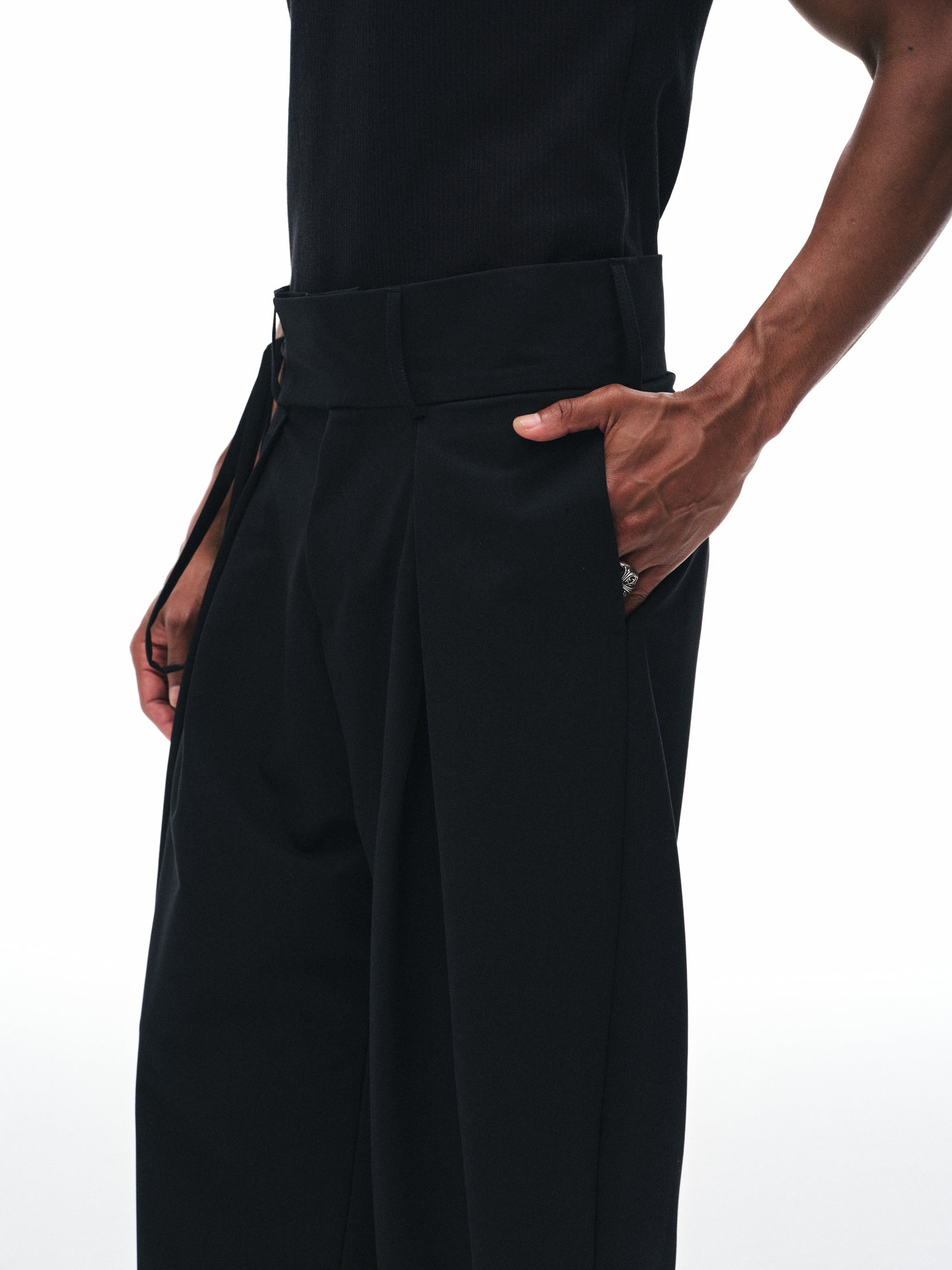Pantalones drapeados