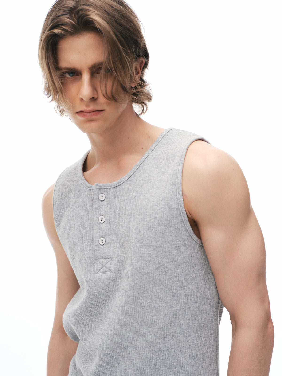 Henley Tank