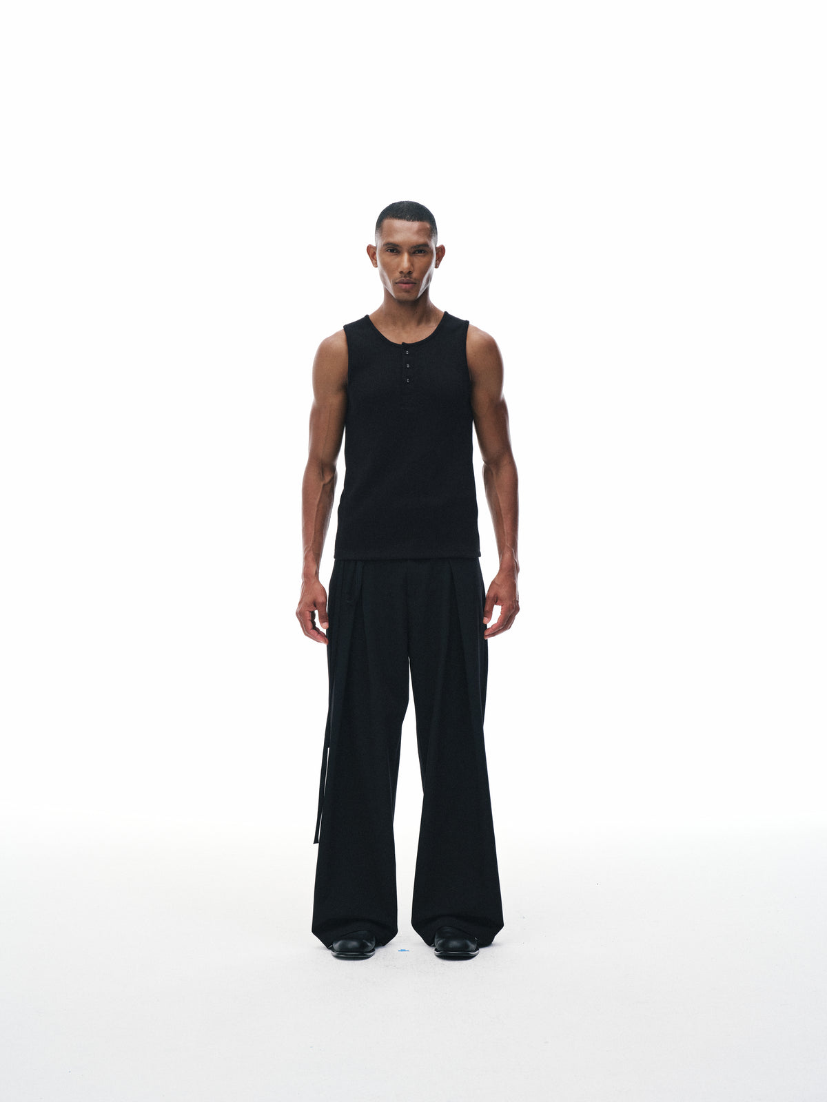 Henley Tank