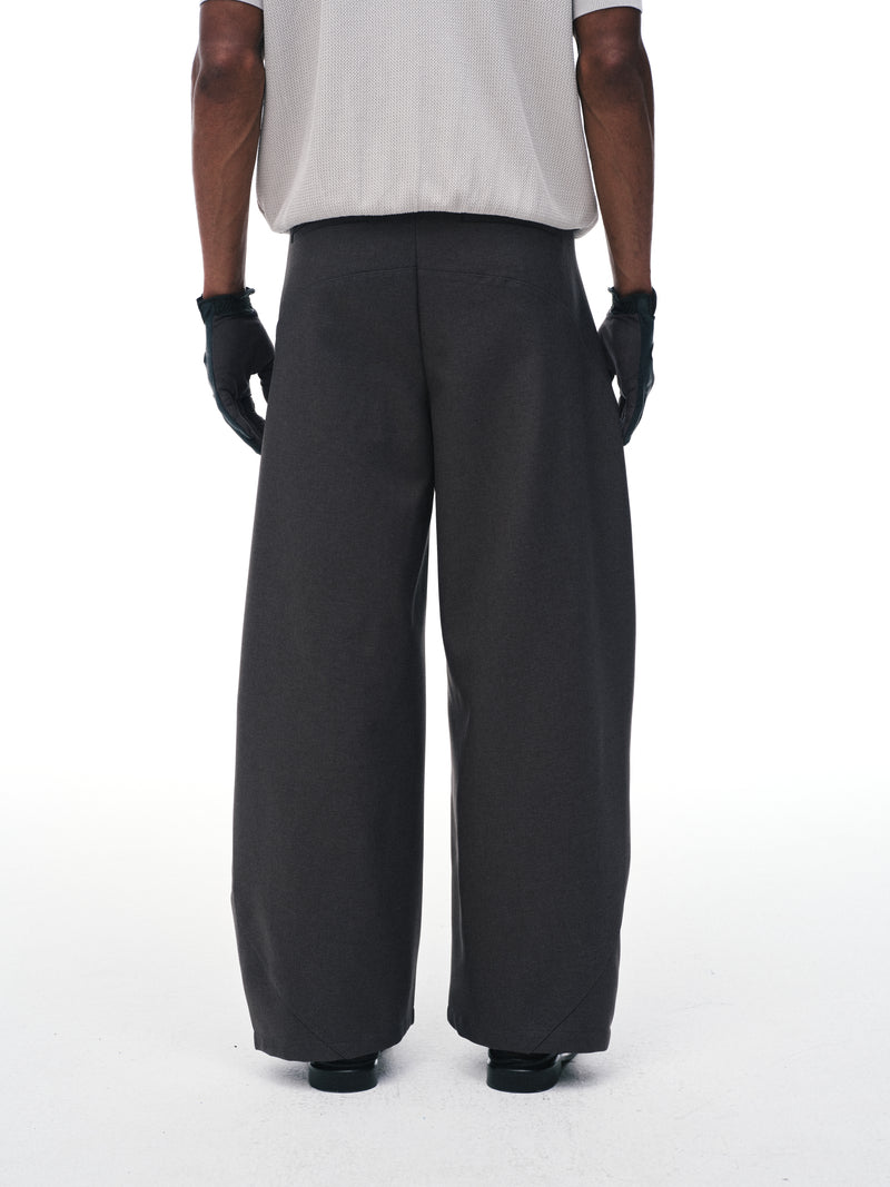 Pantalones de paneles plegados