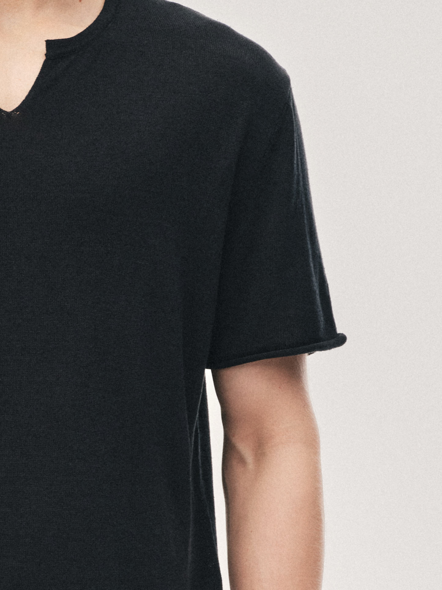 Trockenes Strick-T-Shirt