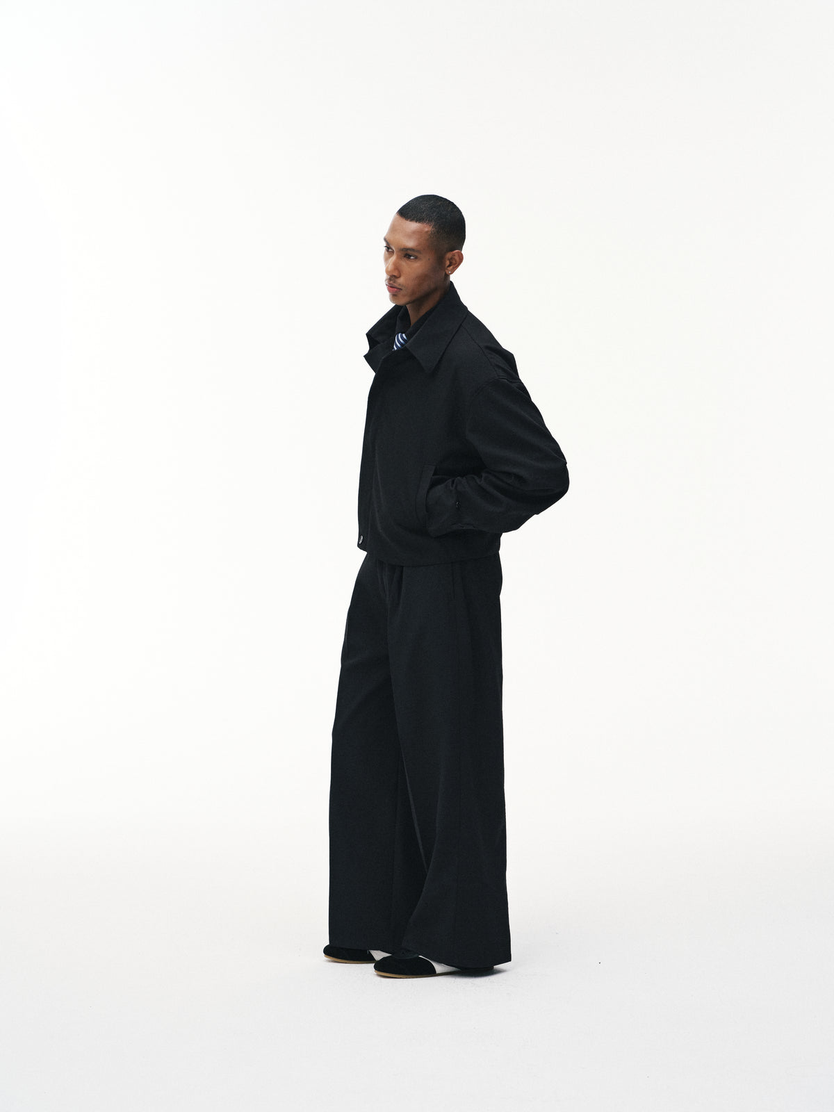 'Offline' Veste Cropped