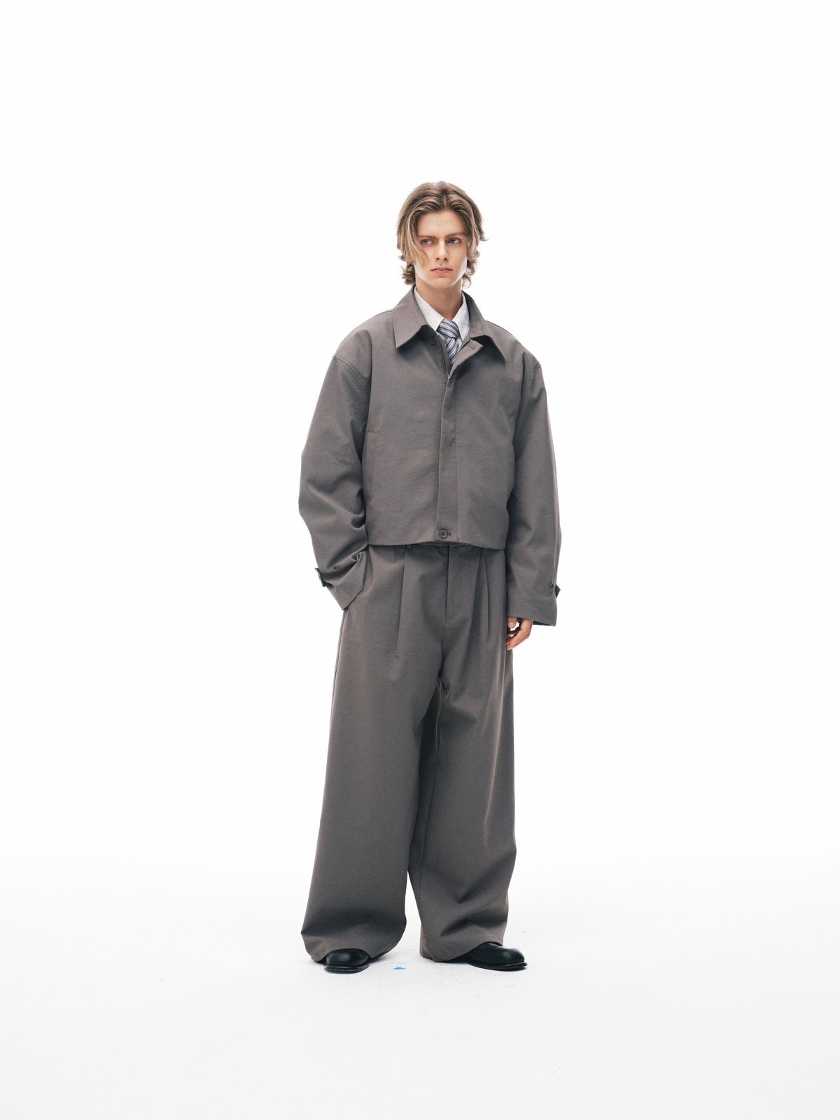 'Offline' Veste Cropped