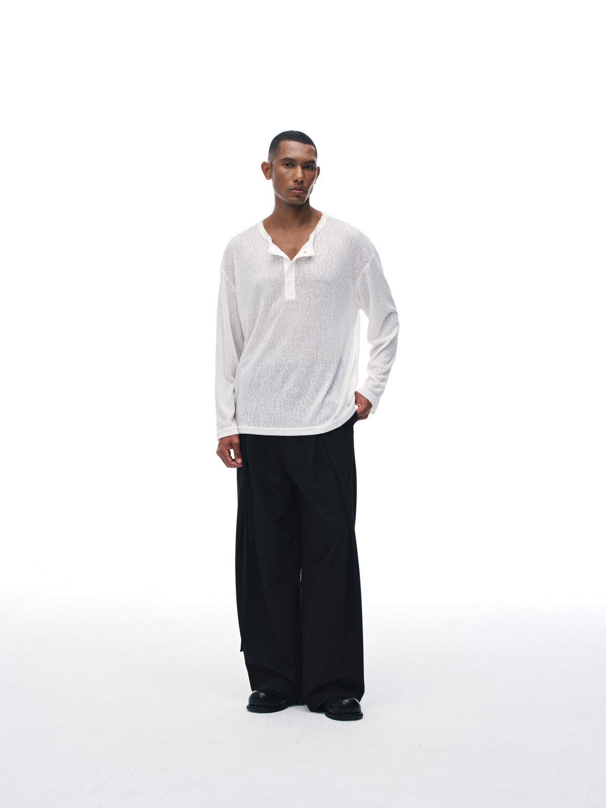 Helles Henley